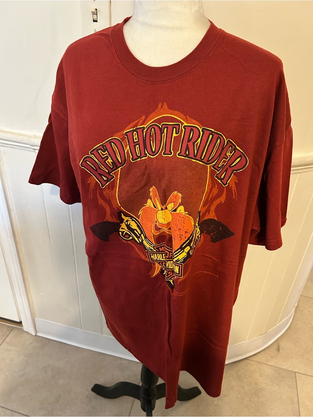 Harley Davidson Red Hot Rider Graphic Short Sleeve Tee/Men’s XL/EUC